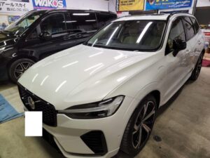 VOLVO XC60　AVインターフェイス・地デジチューナー・リアモニター・ドライブレコーダー（前後・4CH）取付