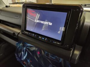 スズキ ジムニー　カーナビ・バックカメラ・ドライブレコーダー(前後・2CH)・ETC2.0車載器取付・ガラスシールドポリマー施工
