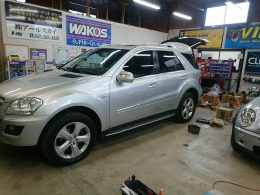 MercedesBenz ML350　カーナビゲーション・バックカメラ・ドライブレコーダー取付