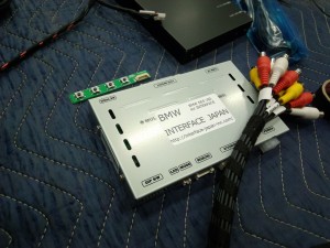 BMW750i　AVインターフェイス・地デジチューナー・DVD取付